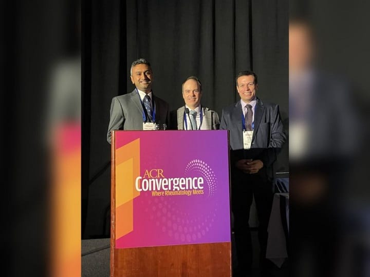 Doktor Malaysia raih anugerah reumatologi di Chicago Doktor Malaysia raih anugerah reumatologi di Chicago
