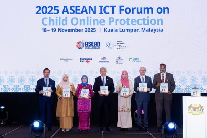 141 tindakan strategik dilaksana perkukuh perlindungan kanak-kanak daripada ancaman digital 141 tindakan strategik dilaksana perkukuh perlindungan kanak-kanak daripada ancaman digital