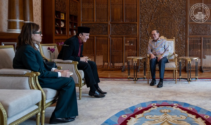 Kerajaan MADANI pastikan kebebasan berkarya terus dipelihara – PM Anwar Kerajaan MADANI pastikan kebebasan berkarya terus dipelihara – PM Anwar