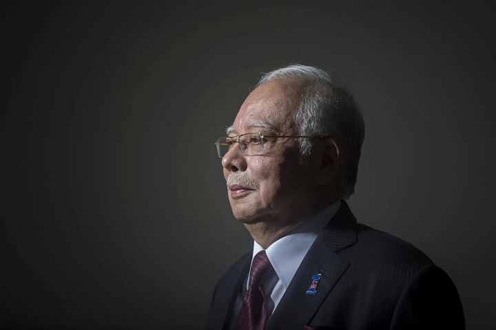 Najib mohon kebenaran merayu saman RM1.9 juta terhadap Tommy Thomas Najib mohon kebenaran merayu saman RM1.9 juta terhadap Tommy Thomas