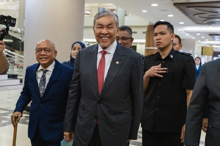Keputusan permohonan Ahmad Zahid bebas 47 tuduhan babit Yayasan Akalbudi pada 14 Mei Keputusan permohonan Ahmad Zahid bebas 47 tuduhan babit Yayasan Akalbudi pada 14 Mei