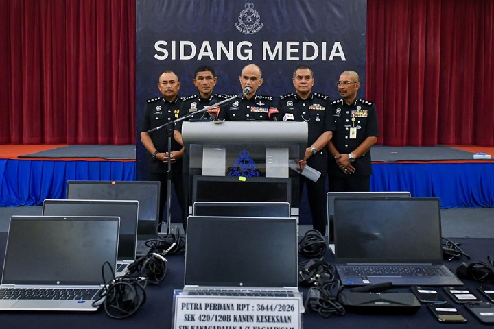 Polis terima 59 laporan terhadap Tony Pua Polis terima 59 laporan terhadap Tony Pua