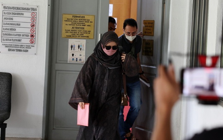 Suri rumah didenda RM4,000 sebar maklumat palsu kenaikan harga minyak