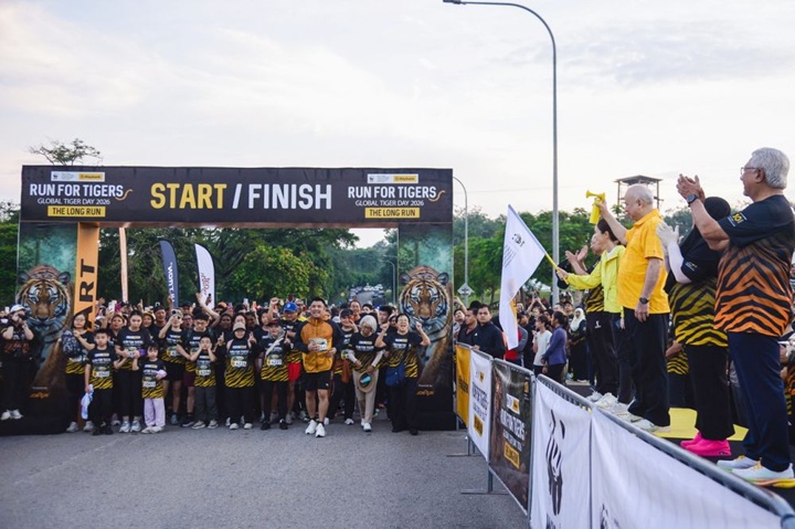 Sultan Nazrin berangkat ke program Run For Tigers – The Long Run Sultan Nazrin berangkat ke program Run For Tigers – The Long Run