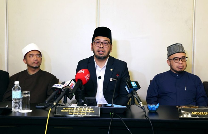Istilah kafir harbi tidak sesuai digunakan terhadap warganegara Malaysia – Zulkifli