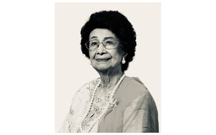 MENTERI KABINET RAKAM UCAPAN TAKZIAH ATAS PEMERGIAN TUN DR SITI HASMAH MENTERI KABINET RAKAM UCAPAN TAKZIAH ATAS PEMERGIAN TUN DR SITI HASMAH
