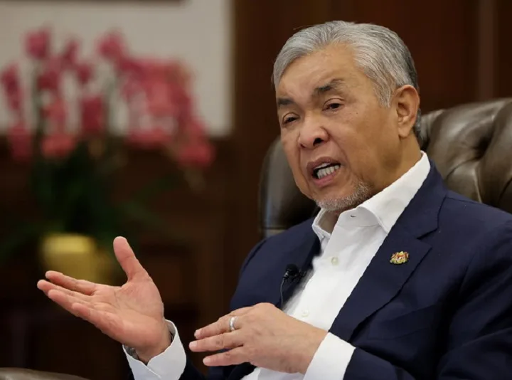 UITM DISARAN WUJUDKAN JABATAN KUANTUM, PASTIKAN NEGARA TIDAK KETINGGALAN – AHMAD ZAHID UITM DISARAN WUJUDKAN JABATAN KUANTUM, PASTIKAN NEGARA TIDAK KETINGGALAN – AHMAD ZAHID